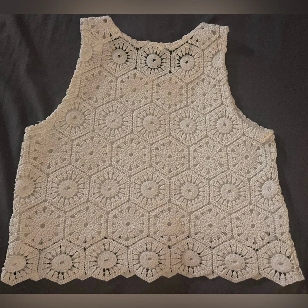 Sedna Jeans Crochet Crop Top - Picture 2 of 3